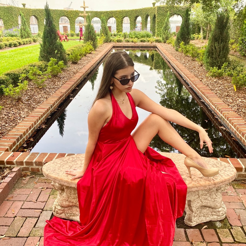 Meet your Posher, Caroline